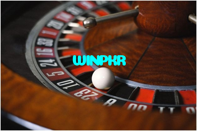 available types of WINPKR bet including pre-match live express and system bets